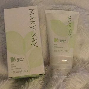 New! 💋 Mary Kay Botanicals mask/scrub💋